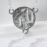 Chapelet Argent avec Perles Argent 2 mm et fermoir Chapelet Souvenirs de Lourdes